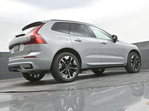 New 2026 Volvo XC60 B5 Plus w/ Protection Package Premier image 35