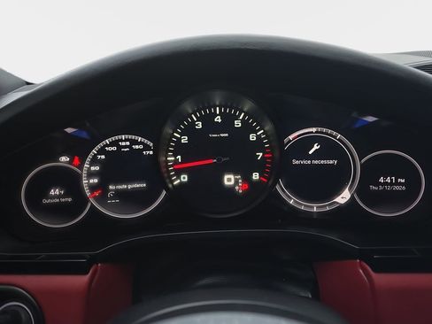 Used 2022 Porsche Cayenne Base image 23