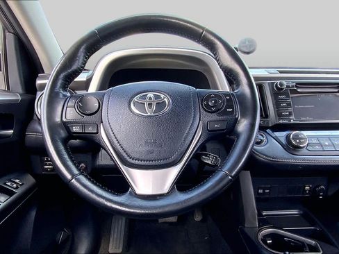 Used 2018 Toyota RAV4 XLE w/ Plus Extra Value Package FWD image 6