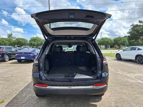 Used 2024 Jeep Grand Cherokee Limited AWD/4WD image 27
