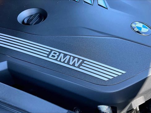 Used 2021 BMW X5 xDrive45e w/ Premium Package AWD/4WD image 33