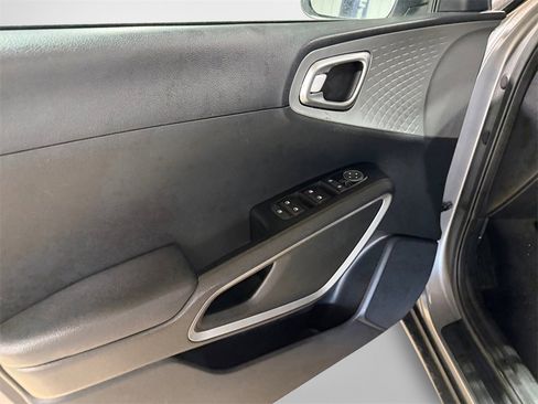 Certified 2024 Kia Soul LX w/ Option Group 015 image 14