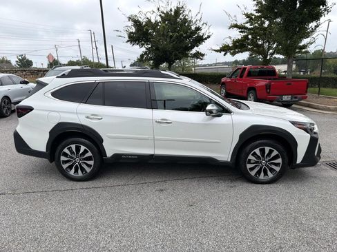 Certified 2025 Subaru Outback Touring XT w/ Popular Package #2 AWD/4WD image 9