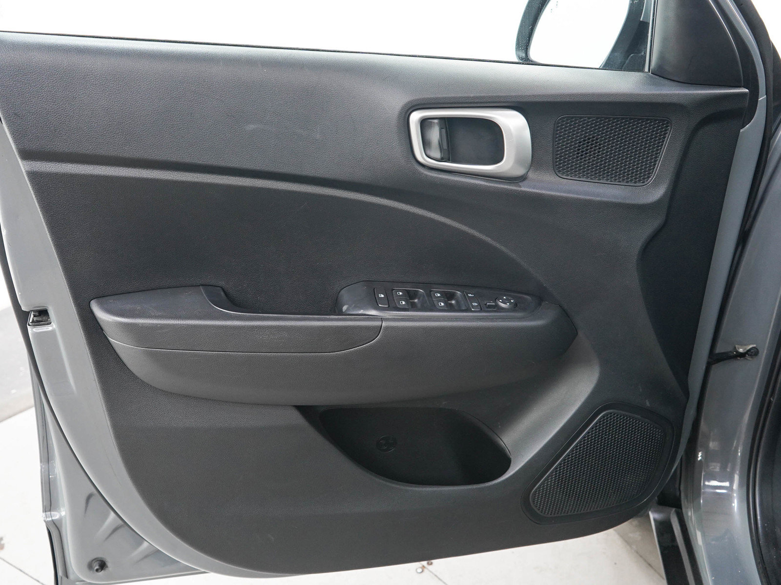Used 2021 Hyundai Venue SEL w/ Premium Package FWD image 20