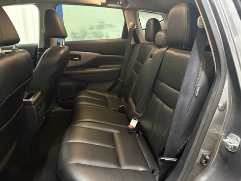 Used 2023 Nissan Murano SV FWD image 12