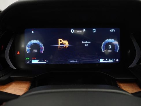 Used 2024 Jeep Grand Cherokee L Summit AWD/4WD image 5