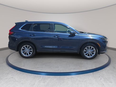 Used 2024 Honda CR-V EX image 4