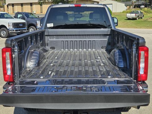 New 2026 Ford F350 XLT w/ FX4 Off-Road Package AWD/4WD image 16
