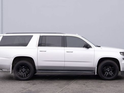 Used 2016 Chevrolet Suburban LT AWD/4WD image 4