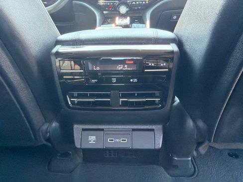 Used 2024 Acura MDX SH-AWD image 15