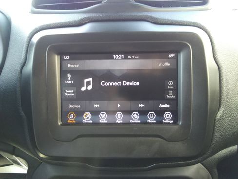 Used 2020 Jeep Renegade Altitude image 20