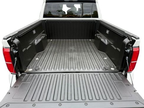 New 2026 Toyota Tacoma SR5 AWD/4WD image 23