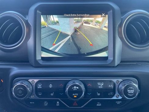 Used 2023 Jeep Wrangler Sport AWD/4WD image 24