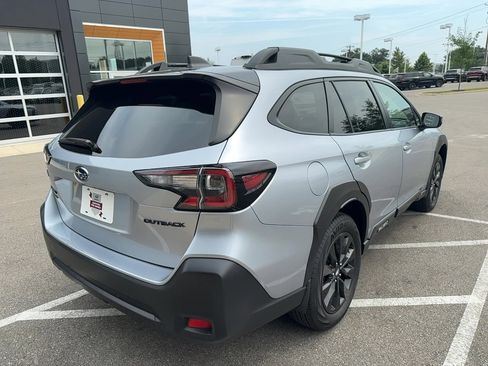 Certified 2023 Subaru Outback Onyx Edition image 8