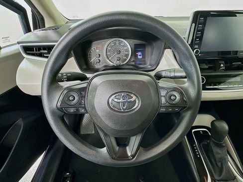 Used 2022 Toyota Corolla LE FWD image 20