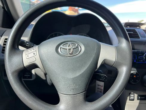 Used 2013 Toyota Corolla LE w/ Premium Pkg FWD image 20