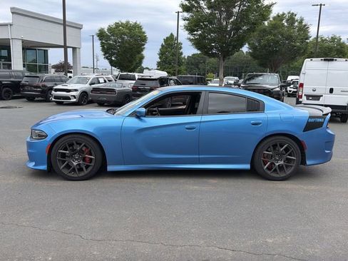 Used 2019 Dodge Charger R/T w/ Daytona Edition Group RWD image 2