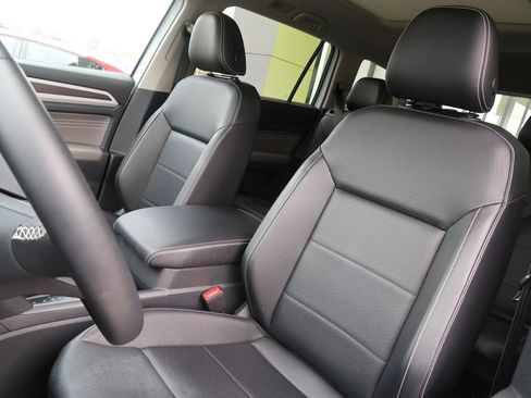 Used 2022 Volkswagen Atlas SE image 18