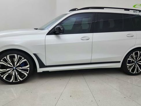 Used 2025 BMW X7 M60i AWD/4WD image 3