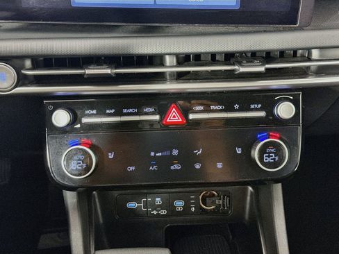 Used 2025 Hyundai Tucson SEL FWD image 24