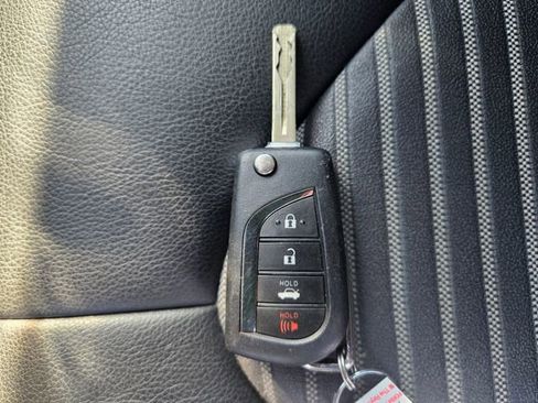 Used 2024 Toyota Camry SE FWD image 29