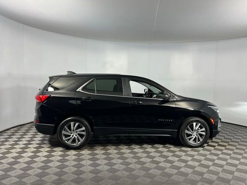 Used 2022 Chevrolet Equinox LT image 3