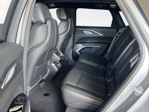 New 2026 Cadillac Lyriq V AWD/4WD image 28
