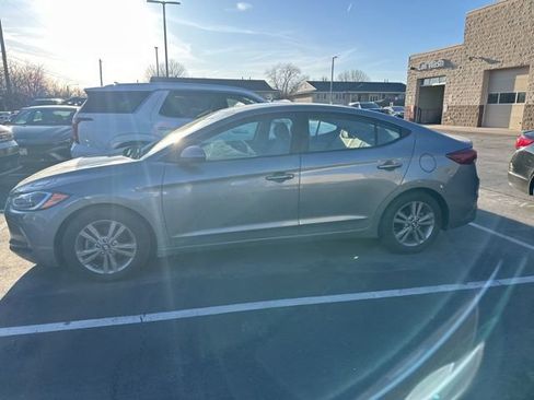 Used 2018 Hyundai Elantra Value Edition w/ Cargo Package image 4