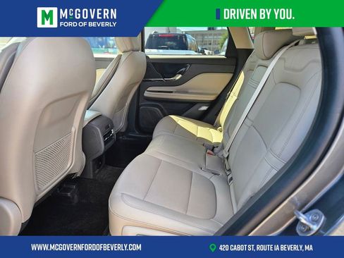 Used 2022 Lincoln Corsair AWD w/ Equipment Group 101A image 15