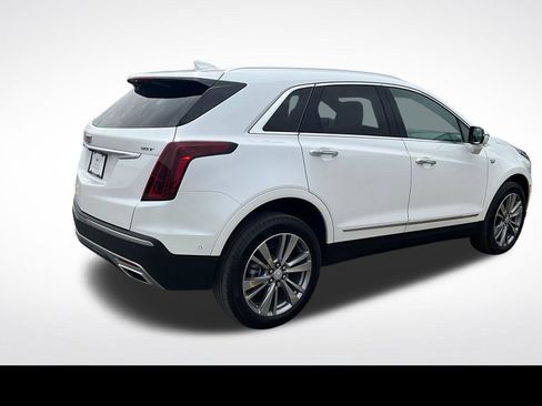 Certified 2025 Cadillac XT5 Premium Luxury w/ Technology Package AWD/4WD image 20