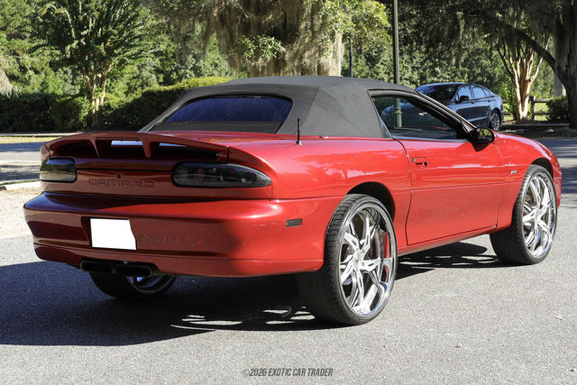 Used 2002 Chevrolet Camaro Z28 w/ SS Performance/Appearance Pkg RWD image 19
