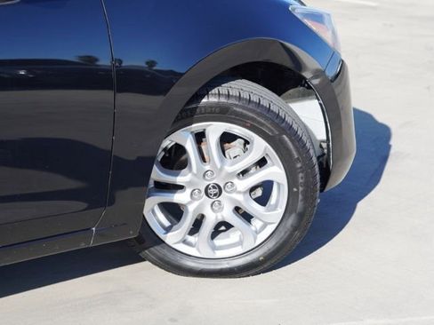 Used 2018 Toyota Yaris iA image 7