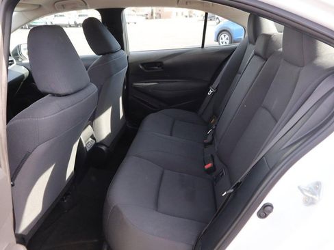 Used 2023 Toyota Corolla LE image 9