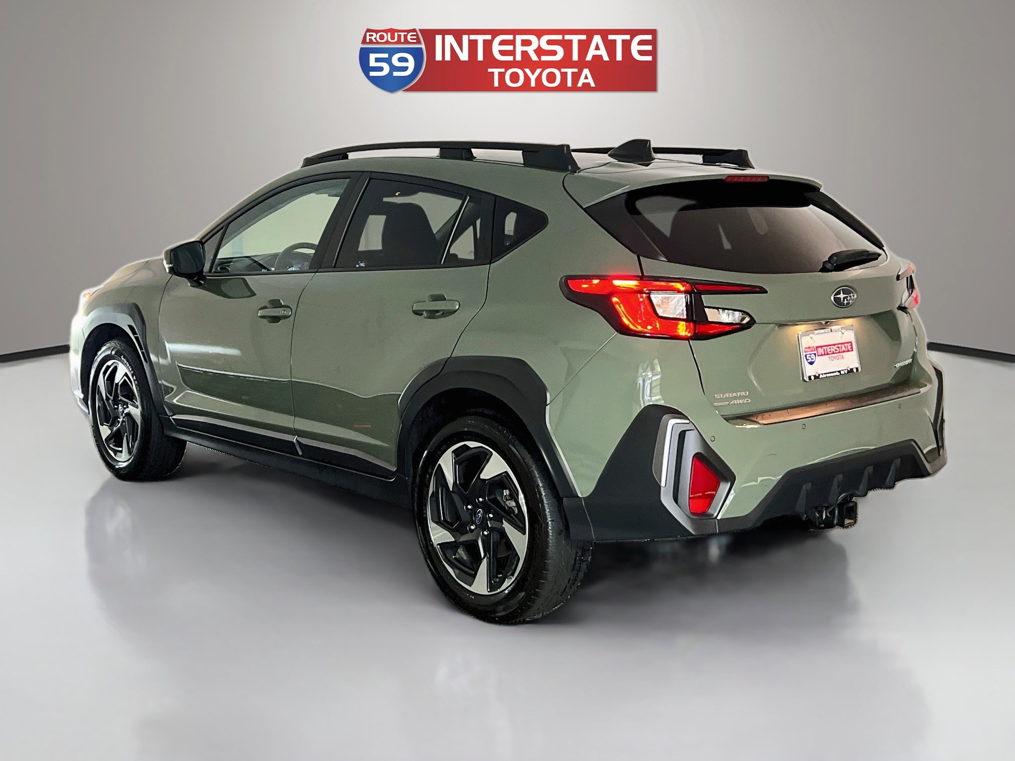 Used 2024 Subaru Crosstrek 2.5i Limited AWD/4WD image 5