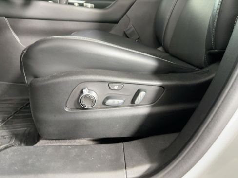 Used 2019 Cadillac XT4 Premium Luxury image 13