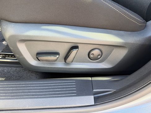 Used 2026 Nissan Rogue SV image 18