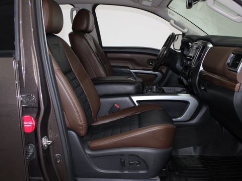 Used 2018 Nissan Titan Platinum Reserve w/ Platinum Utility Package image 37