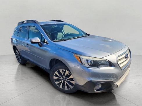 Used 2017 Subaru Outback 2.5i Limited AWD/4WD image 4