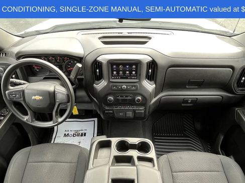 Used 2020 Chevrolet Silverado 1500 Custom w/ Custom Value Package image 11