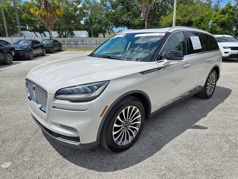 Used 2022 Lincoln Aviator Reserve RWD image 2
