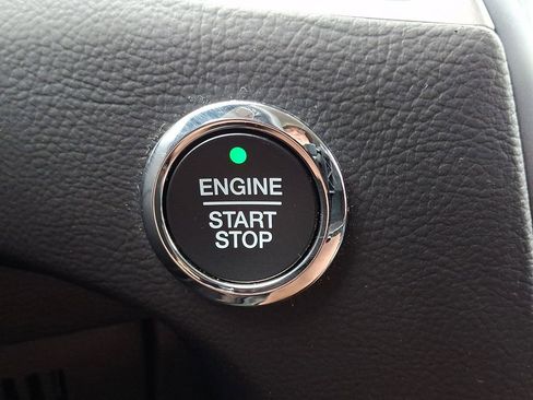 Certified 2022 Ford Edge SEL w/ Convenience Package image 22