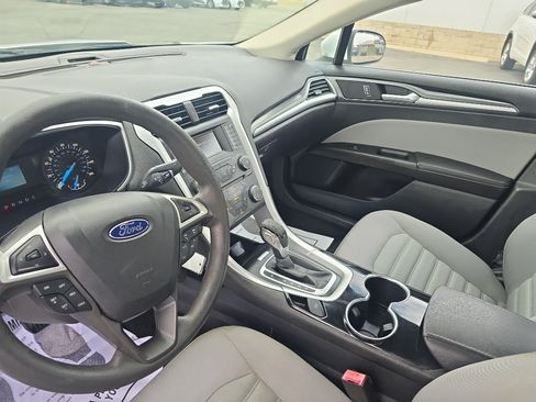 Used 2015 Ford Fusion S FWD image 13