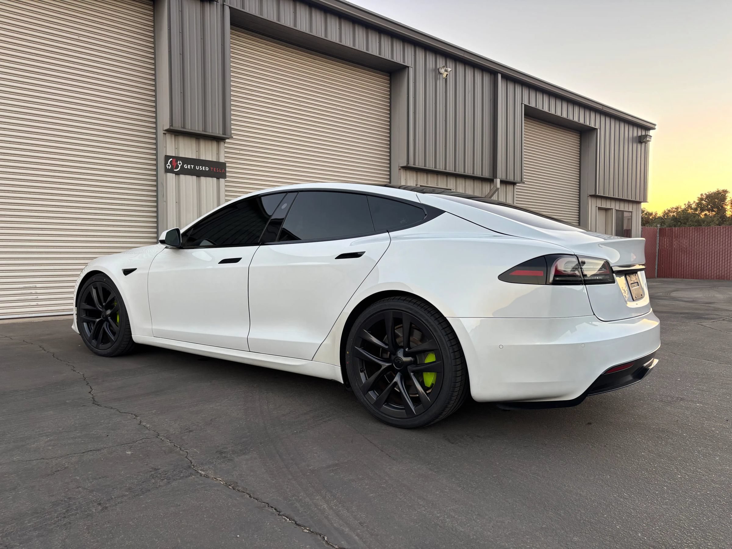 Used 2022 Tesla Model S Standard Range AWD/4WD image 9