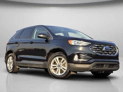 Used 2019 Ford Edge SEL w/ Equipment Group 201A AWD/4WD image 2
