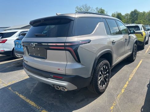 Used 2026 Chevrolet Traverse Z71 w/ Enhanced Driving Package AWD/4WD image 2