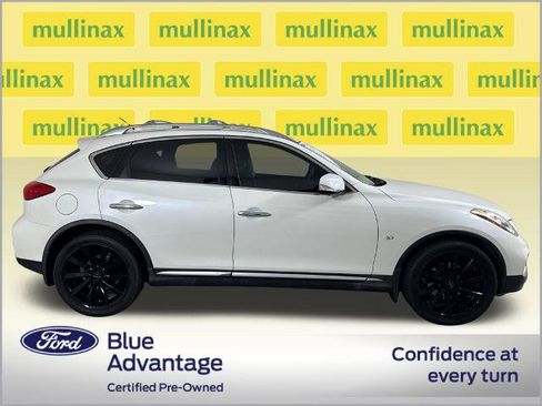 Used 2017 INFINITI QX50 2WD w/ Premium Plus Package image 2