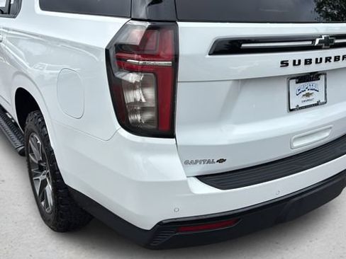 Used 2024 Chevrolet Suburban Z71 w/ Luxury Package AWD/4WD image 37