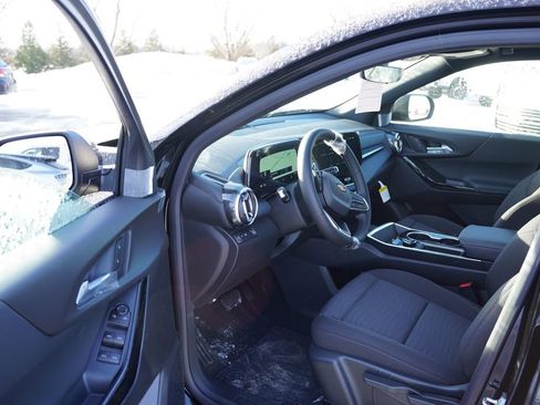 New 2026 Chevrolet Equinox LT w/ Safety and Technology Package FWD image 10