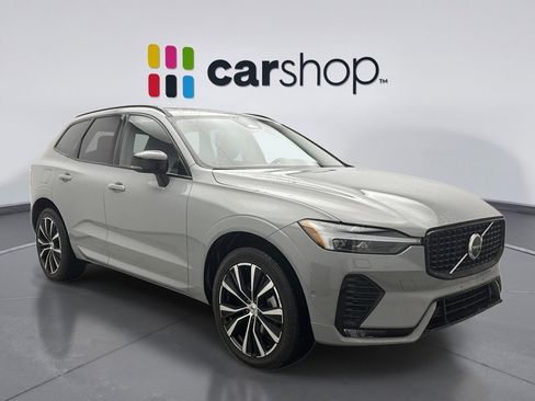 Used 2025 Volvo XC60 B5 Plus image 5