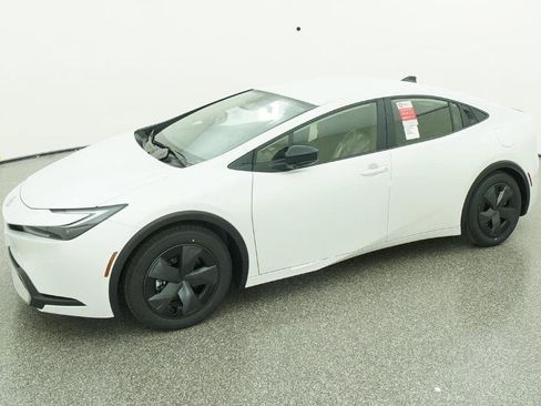 New 2026 Toyota Prius Plug-In Hybrid FWD image 44